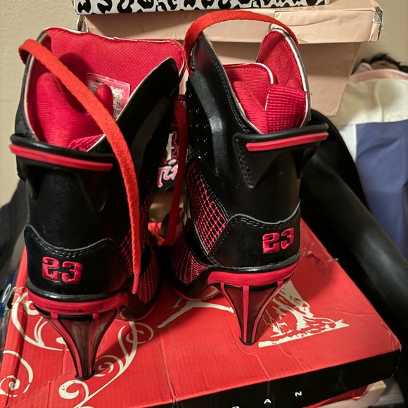 Jordan Shoes - Red and Black Nike Jordan Heels size 8